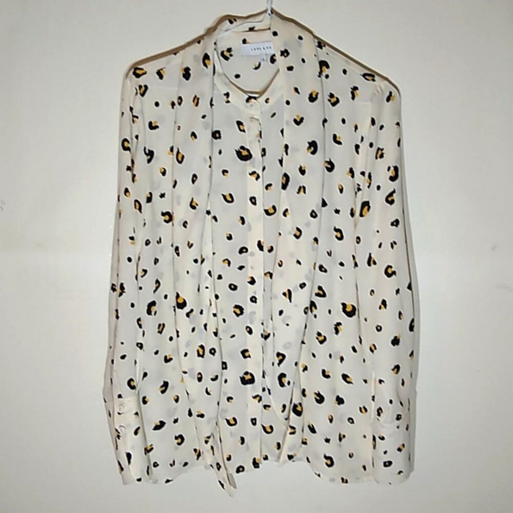 Lark&Ro Women's blouse with scarf. Size 4 Career Office, Party,Dressy